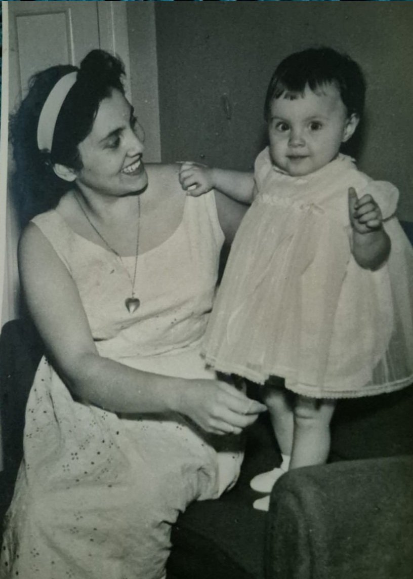 Dora Sánchez con su hija María Rosa